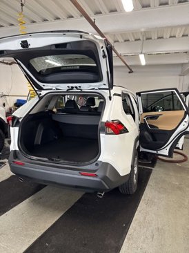 Certified 2025 Toyota RAV4 LE image 5