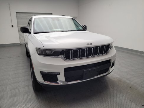 Used 2022 Jeep Grand Cherokee L Limited image 14
