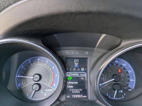 Used 2017 Toyota Corolla iM image 11