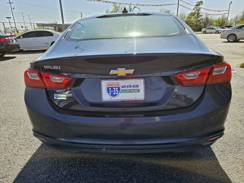 Used 2017 Chevrolet Malibu LS image 3