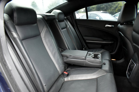 Used 2017 Dodge Charger R/T w/ Premium Group image 21
