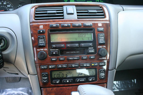 Used 2003 Toyota Avalon XLS image 13