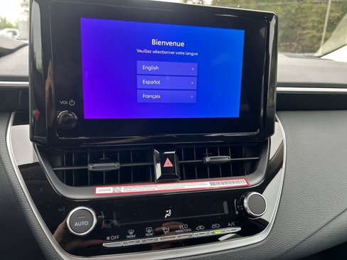 New 2025 Toyota Corolla LE image 18