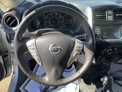 Used 2018 Nissan Versa Note SV image 8