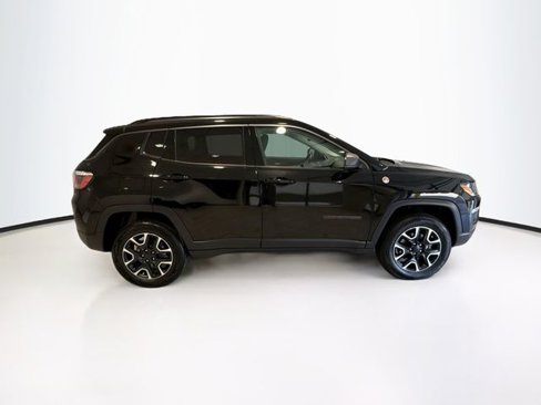 Used 2020 Jeep Compass Trailhawk image 9