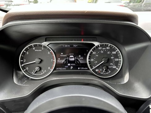 Certified 2022 Nissan Rogue SV image 27