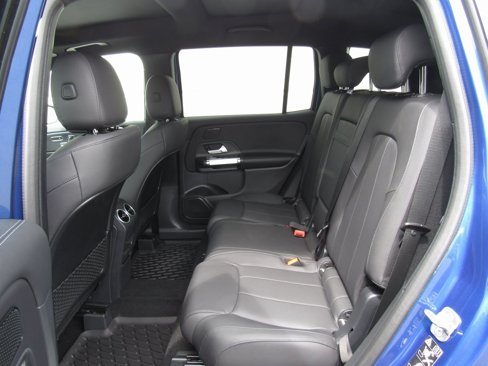 New 2025 Mercedes-Benz GLB 250 4MATIC image 16