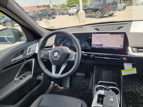 New 2025 BMW X1 xDrive28i w/ Technology Package image 17