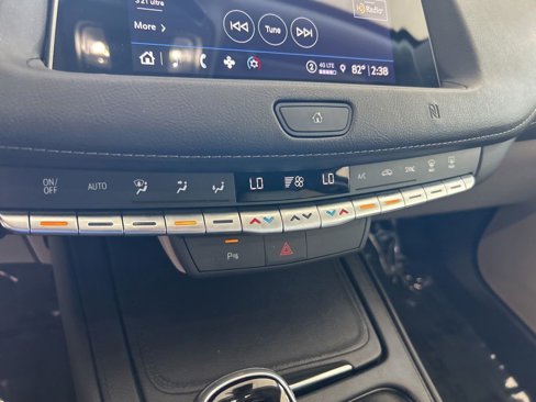 Used 2021 Cadillac XT4 Luxury image 42