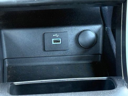 Used 2017 Ford Fusion S image 19