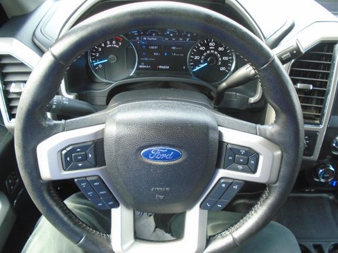 Used 2019 Ford F150 Lariat w/ Equipment Group 501A Mid image 26