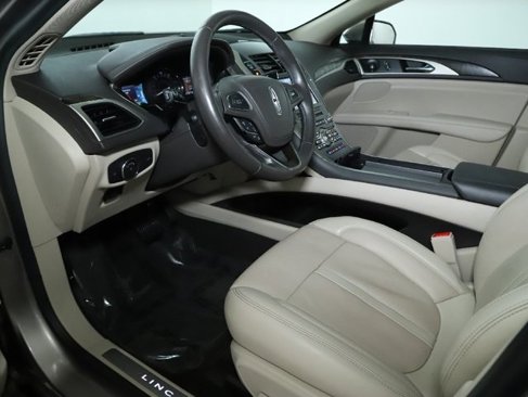 Used 2019 Lincoln MKZ Reserve image 17
