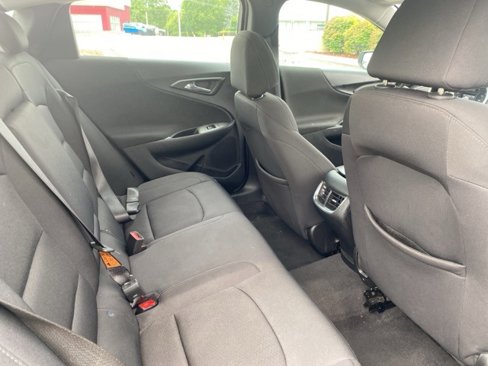 Used 2020 Chevrolet Malibu LT image 8