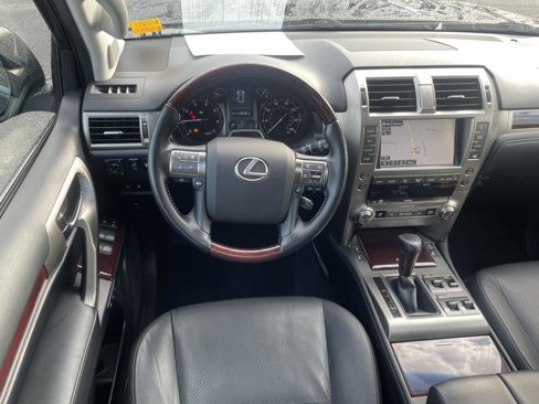 Used 2018 Lexus GX 460 Luxury image 11
