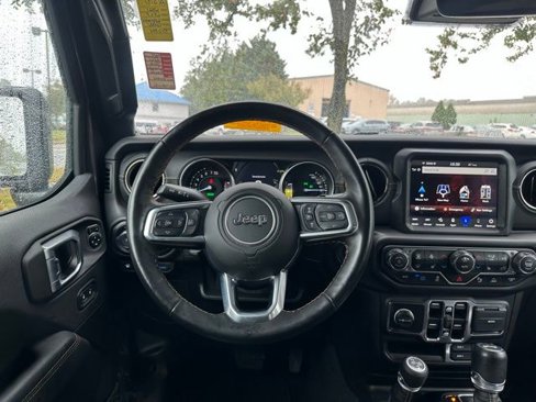Used 2021 Jeep Wrangler Unlimited Sahara image 21