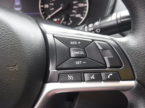 Used 2022 Nissan Altima 2.5 SV image 19