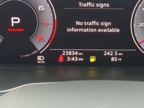 Used 2021 Audi Q3 2.0T Premium Plus w/ Premium Plus Package image 28