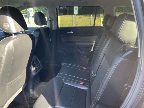 Used 2023 Volkswagen Atlas SE image 19