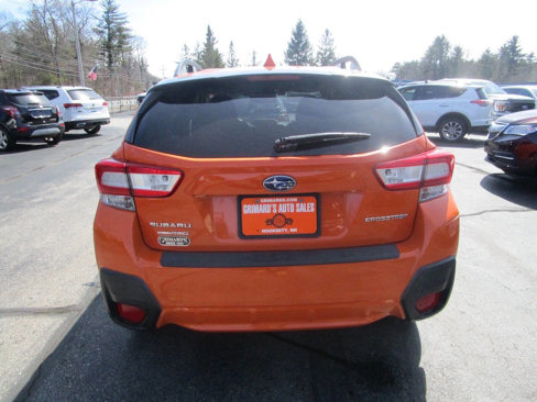 Used 2018 Subaru Crosstrek 2.0i Premium w/ Eyesight System image 16