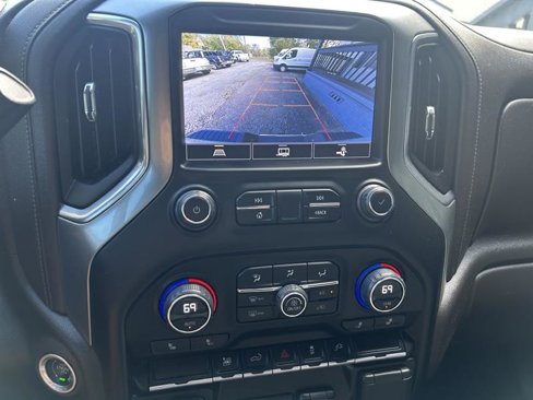 Used 2023 Chevrolet Silverado 2500 LT w/ Convenience Package image 15
