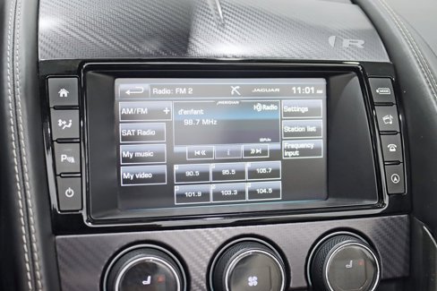 Used 2016 Jaguar F-TYPE R w/ Suedecloth Interior Pack image 20