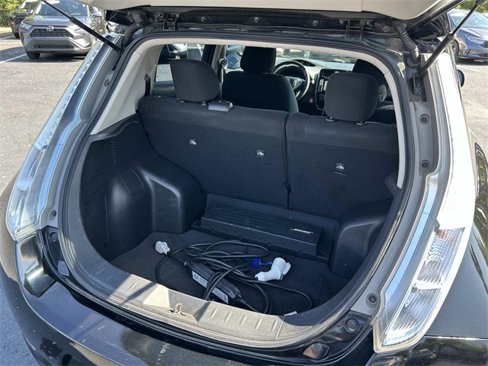 Used 2014 Nissan Leaf SV w/ LED & Quick Charge Package image 12
