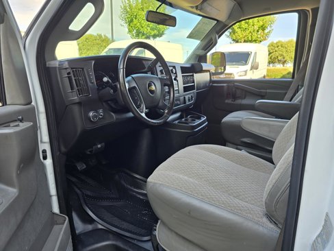 Used 2020 Chevrolet Express 2500 w/ Safety Package image 17