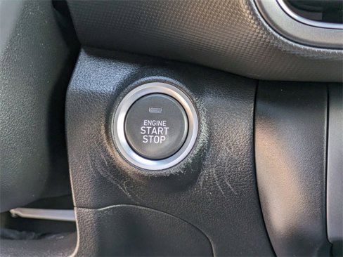 Used 2023 Hyundai Kona SEL image 21