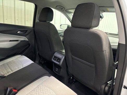 Used 2023 Chevrolet Equinox LS w/ LS Convenience Package image 19