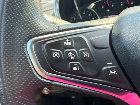 Used 2023 Chevrolet Equinox LT image 31