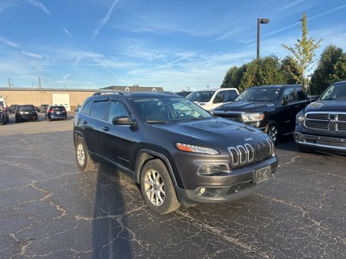 Used 2015 Jeep Cherokee Latitude w/ Trailer Tow Group image 2