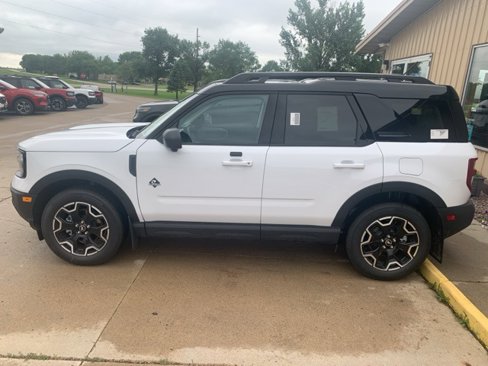 New 2025 Ford Bronco Sport Outer Banks w/ Outer Banks Tech Package+ image 4