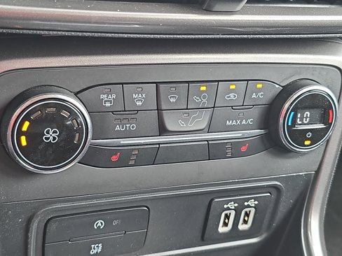 Used 2019 Ford EcoSport SE image 22