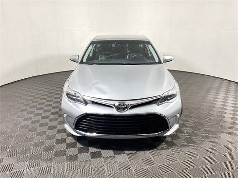 Used 2016 Toyota Avalon XLE image 5