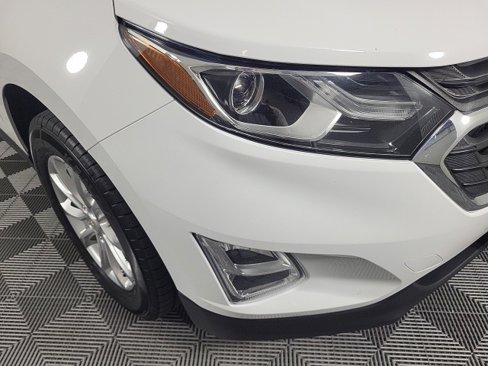 Used 2020 Chevrolet Equinox LT image 3