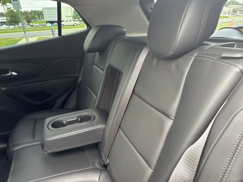 Used 2019 Buick Encore Essence image 16