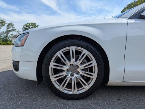 Used 2014 Audi A8 L TDI w/ Premium Package image 6
