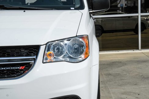 Used 2019 Dodge Grand Caravan SE image 39