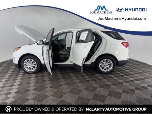 Used 2020 Chevrolet Equinox LS w/ LS Convenience Package image 10