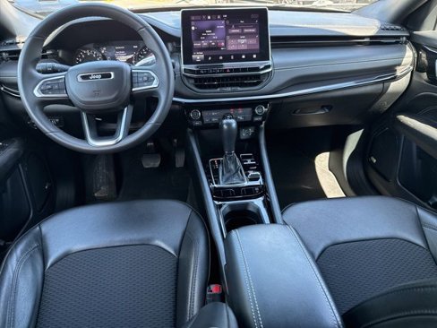 Certified 2022 Jeep Compass Altitude w/ Sun and Sound Group image 4