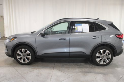 Used 2024 Ford Escape Platinum image 6