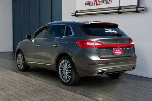 Used 2017 Lincoln MKX Reserve w/ Lincoln MKX Climate Package image 6