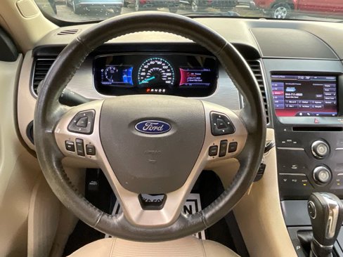 Used 2013 Ford Taurus SEL image 23