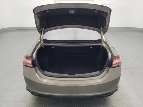 Used 2020 Chevrolet Malibu LT image 29