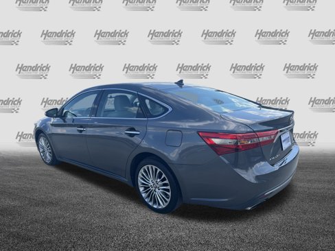 Used 2018 Toyota Avalon Limited image 8