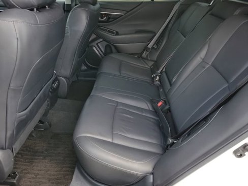 Used 2021 Subaru Outback Limited w/ Popular Package #2 image 9
