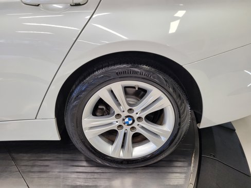 Used 2017 BMW 330i xDrive Sedan image 41