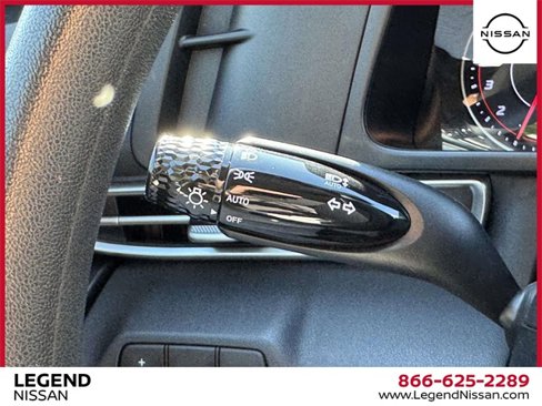 Used 2023 Hyundai Elantra SEL image 20