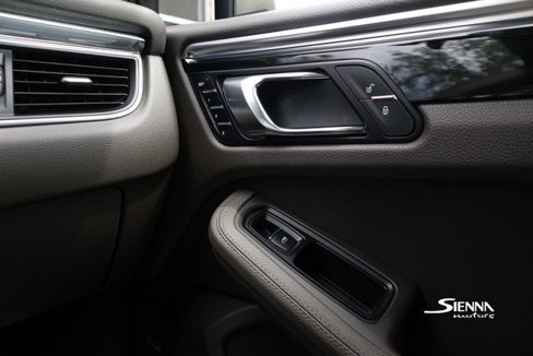 Used 2017 Porsche Macan S image 33