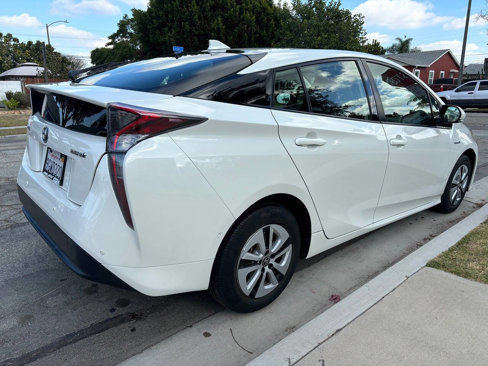 Used 2018 Toyota Prius Two image 5